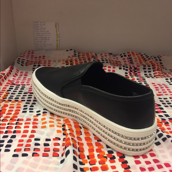 Steve Madden 👁 - Picture 4 of 7